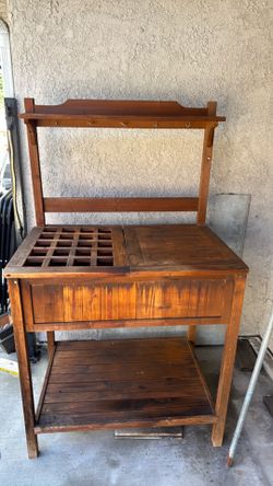 Potting table