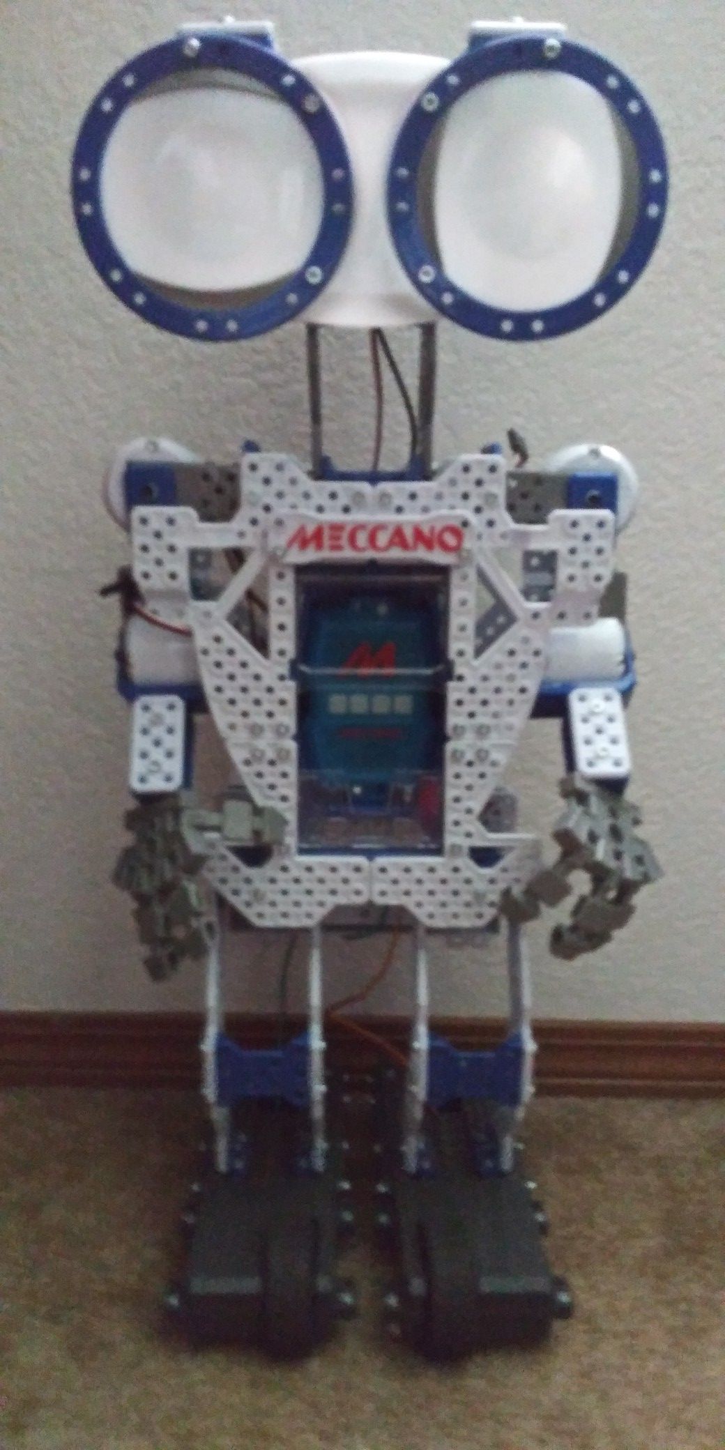 Meccano MeccaNOID 2.0