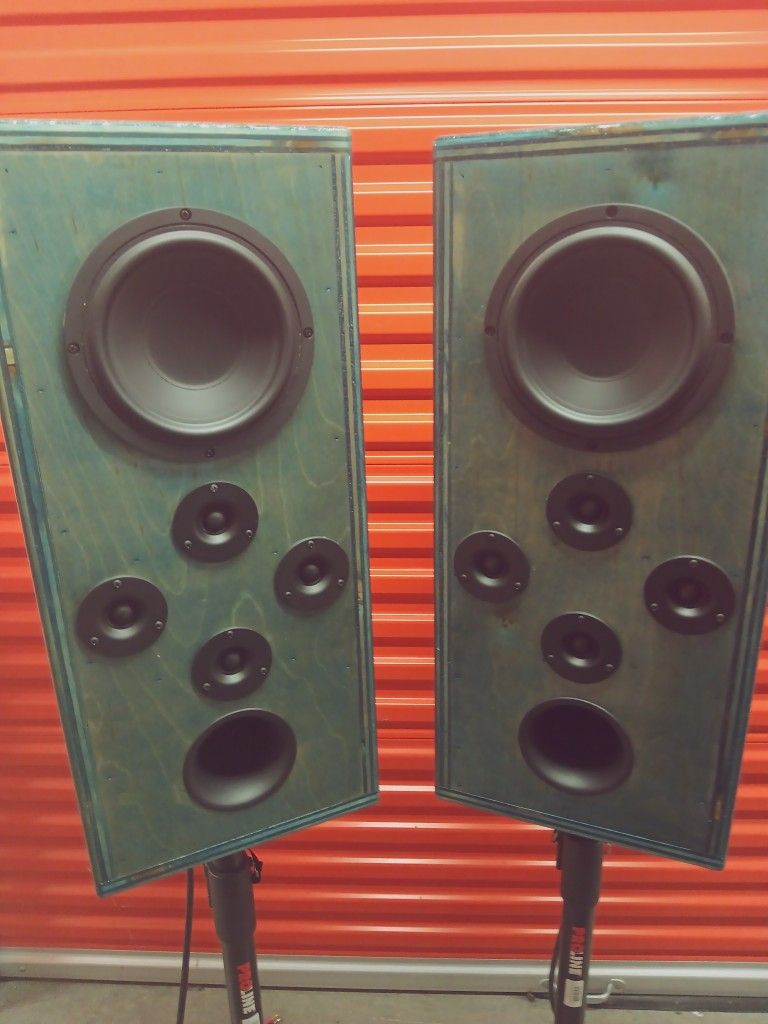 Theater Home Speakers With High Quality Stand Hardwood Custom-made Custom Stained. FREE DELIVERY AND DEMO IN THE PORTLAND VANCOUVER AREA!