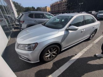 2017 Volkswagen Passat