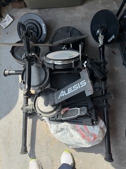 Alesis Nitro Mesh Full Electric Drum Kit