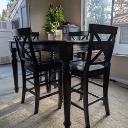 Pottery Barn Dining Table 
