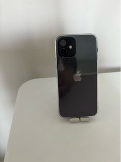 iPhone 12 64gb UNLOCKED