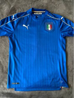 Retro 2016 Italian home soccer jersey