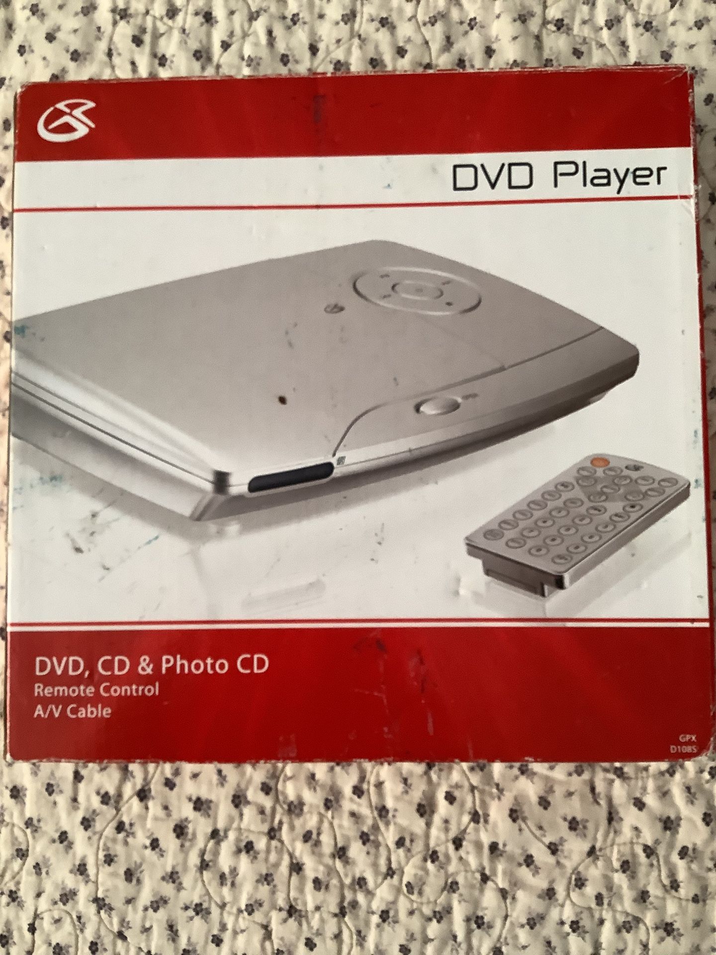 DVD, CD & PHOTO CD WITH REMOTE CONTROL / A/V CABLE