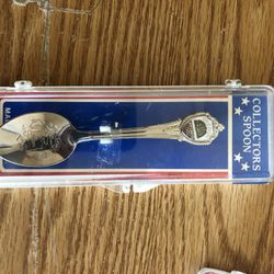 Vintage Sovenier Spoon Oregon Myrtlewood Tree