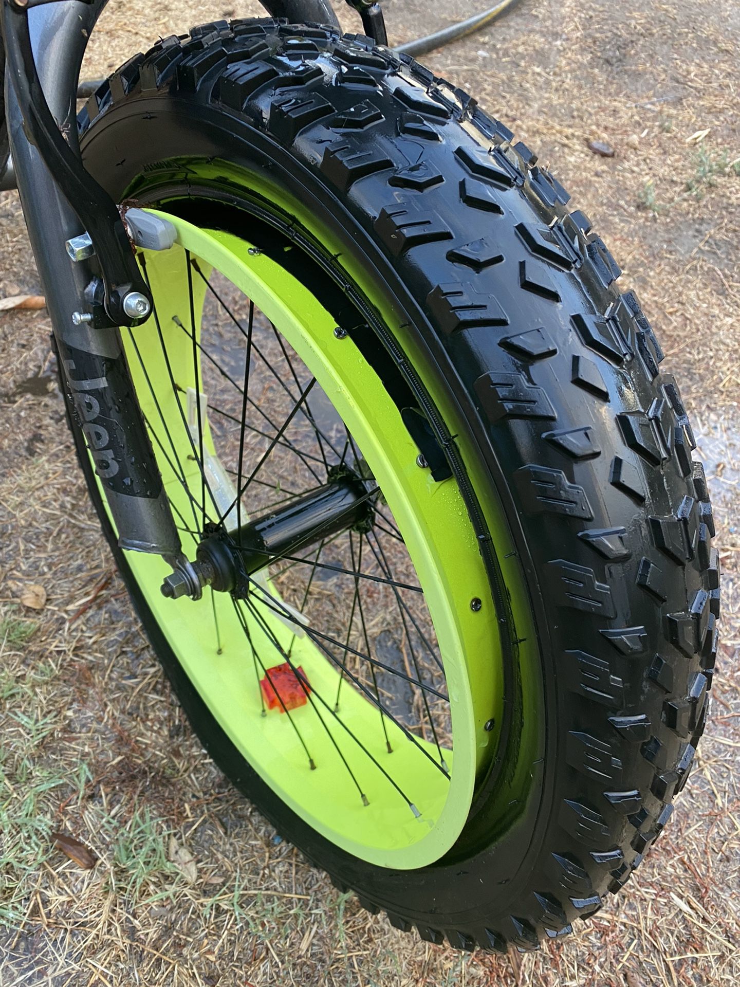 jeep ft 4.0 bike price