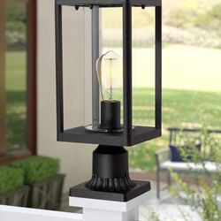 Outdoor Podt Lantern