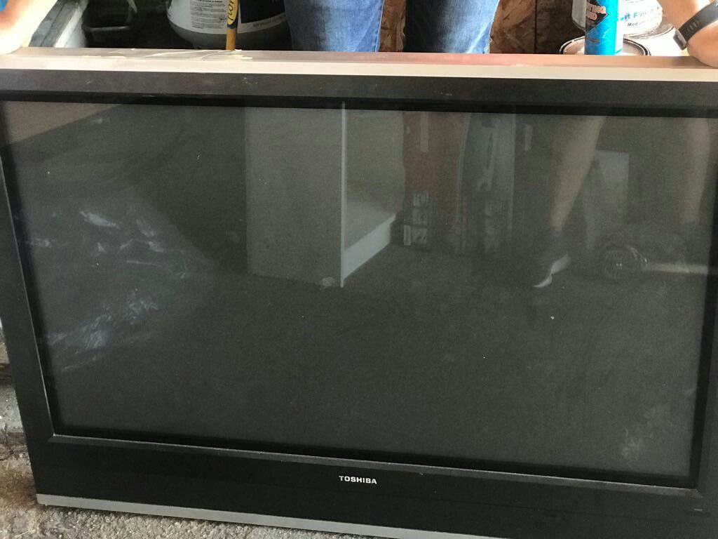 Toshiba Plasma TV 42 inch Free