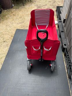 Radio flyer wagon