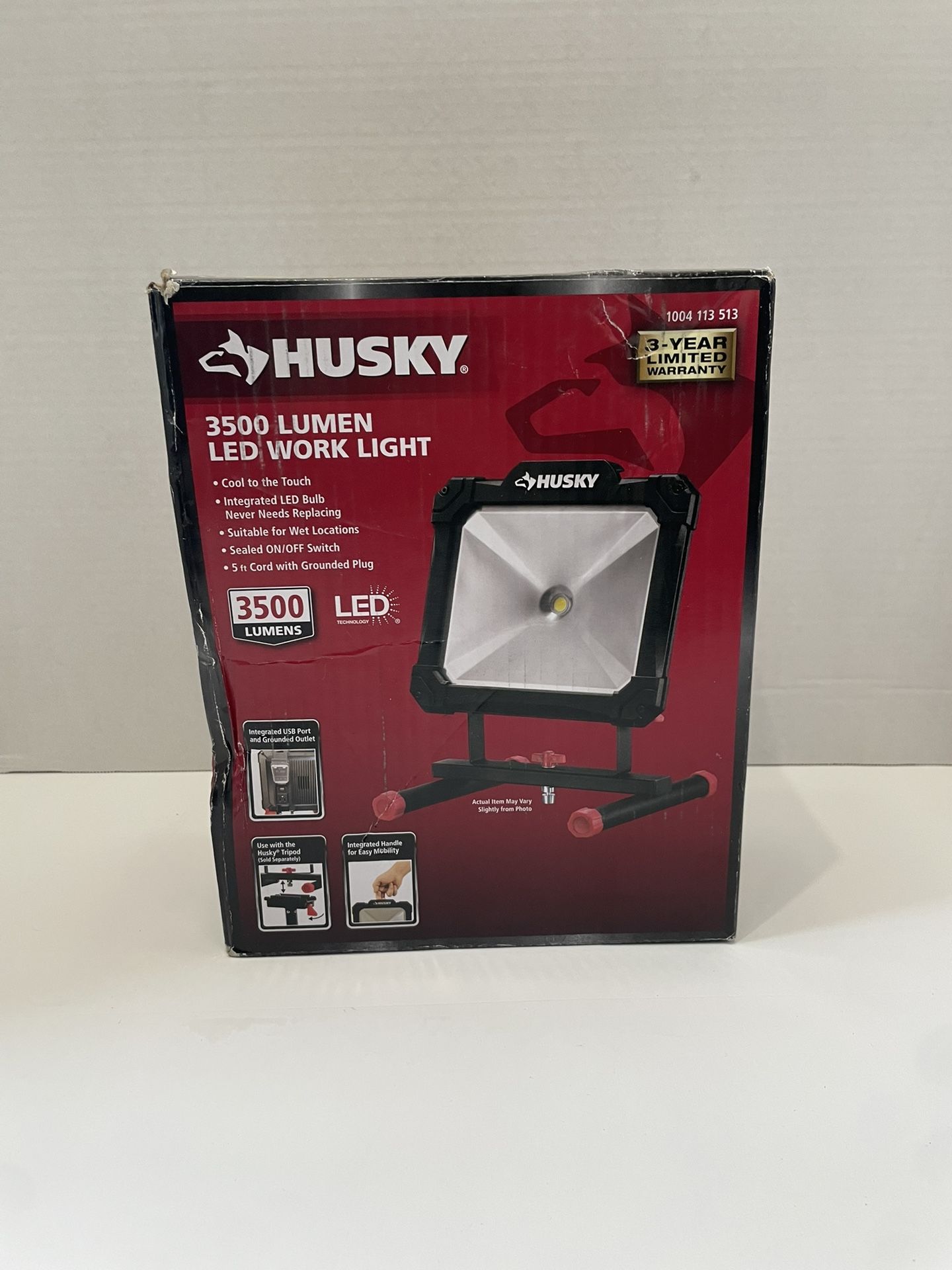 Husky 3500-Lumen Portable LED Bulb Work Light Black Stand Sealed Switch