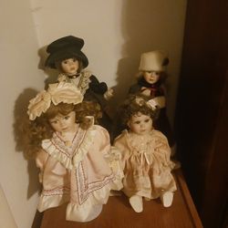 ANTIQUE DOLLS
