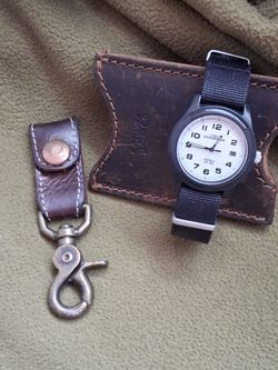 Timex Indiglo Expedition Field watch combo includes leather carabiner and high quality leather wallet credit card holder
