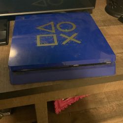 PS4