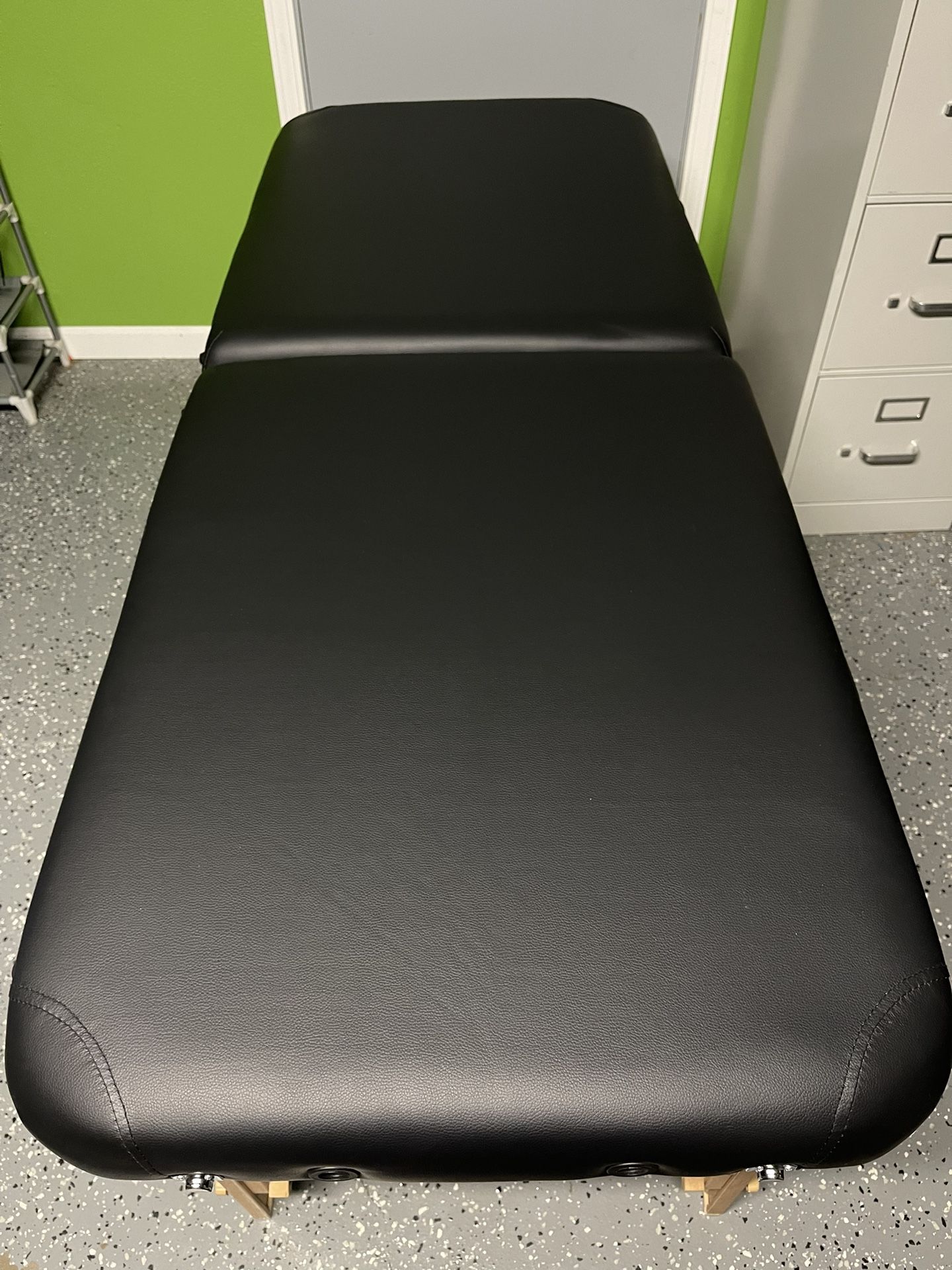 BRAND NEW Massage Table