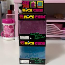 2x NeeDoh-style squishy cube (dupe)
