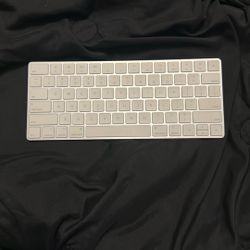 Apple Magic Keyboard