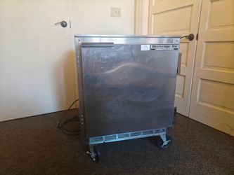 Beverage-Air Solid Door Undercounter refrigerator