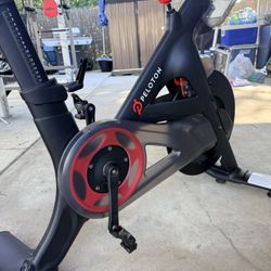 Peloton Bike