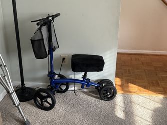 Knee Scooter With Pad