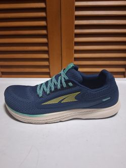 ALTRA ESCALANTE 3 MEN'S ROAD RUNNING SHOE * SIZE: 10.5