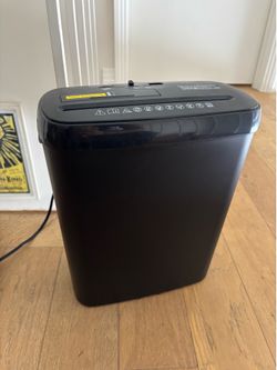 Paper Shredder - Excellent Condition