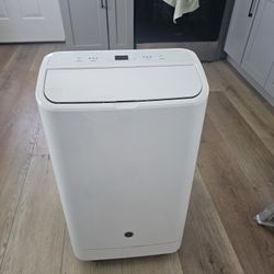 Slightly Used GE Appliances Portable AC