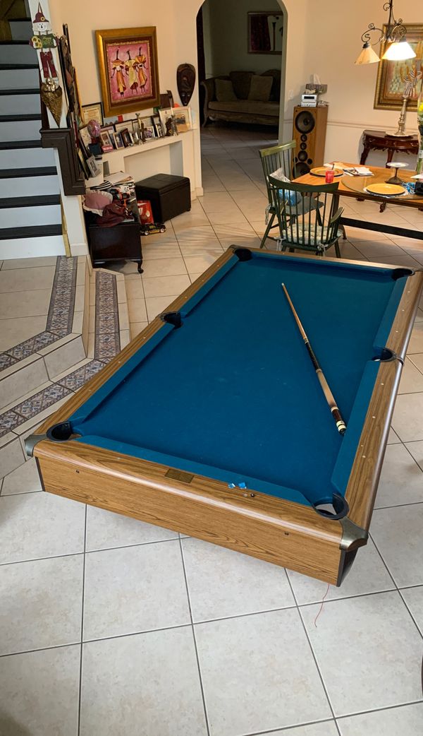 Playmaster Renaissance 7’ Pool Table for Sale in Miami, FL OfferUp