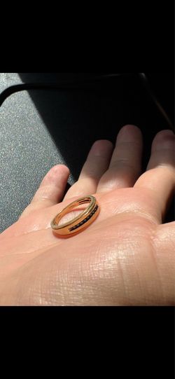 10k gold ring with black diamonds