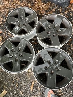 Wheels Rim Set 4 And 5 Holes 17 Inch