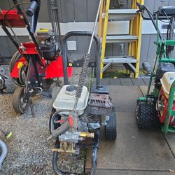 Small Pressure Wash With A Honda GX200