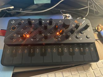 Modal Electronics Skulpt 4-Voice Analog Synthesizer