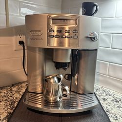 Delonghi Magnifica