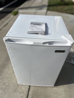 Magic Chef 3 Cu Ft Freezer