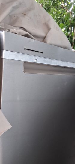 Dish washer