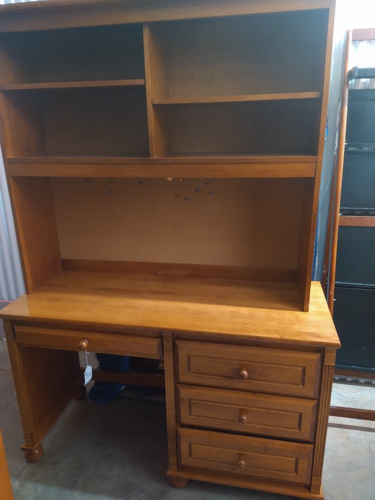 BELLINI TWIN HEADBOARD/FOOTBOARD, NIGHTSTAND DESK WITH HUTCH