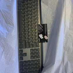 Logitech MX Keys - Keyboard And Mouse Combo 