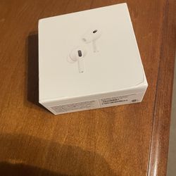 (SEALED BOX) Apple Airpod 2nd gen pros (Dm best offer)
