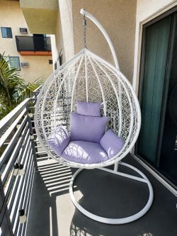 White Egg Swing