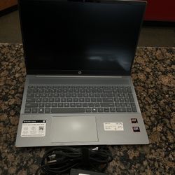 HP Pavilion 16 Laptop 