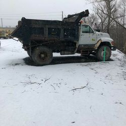 1995 Ford F800 Diesel Dump Truck