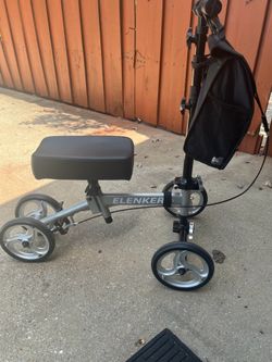 Knee foot scooter