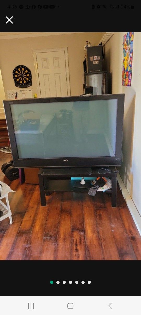 Sanyo HDTV 25" x 48"