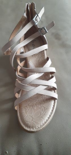 BOC Strappy sandals size 8