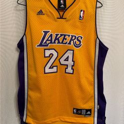 Kobe Bryant LA Lakers Swingman Jersey - Home Court Gold 