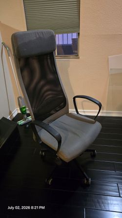 Game chair