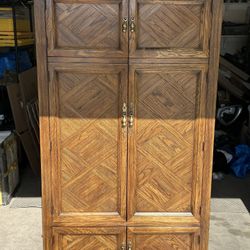 Vintage Lane Altavista Armoire 