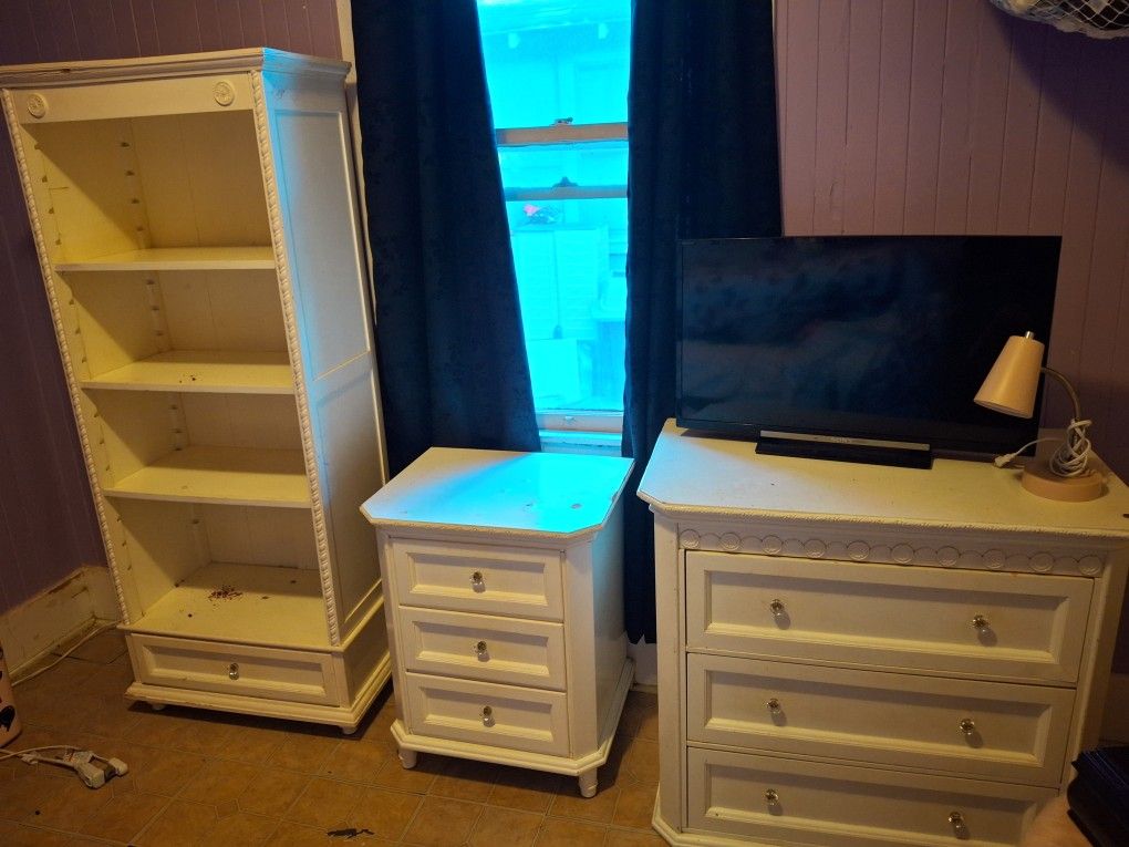 Bedroom furniture Set
