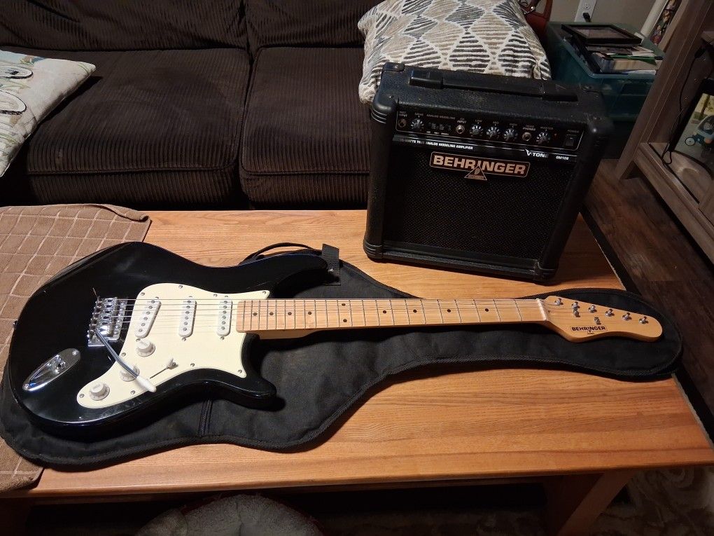 BEHRINGER ELECTRIC GUITAR 