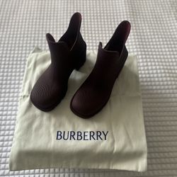 Burberry Marsh Heeled Boot